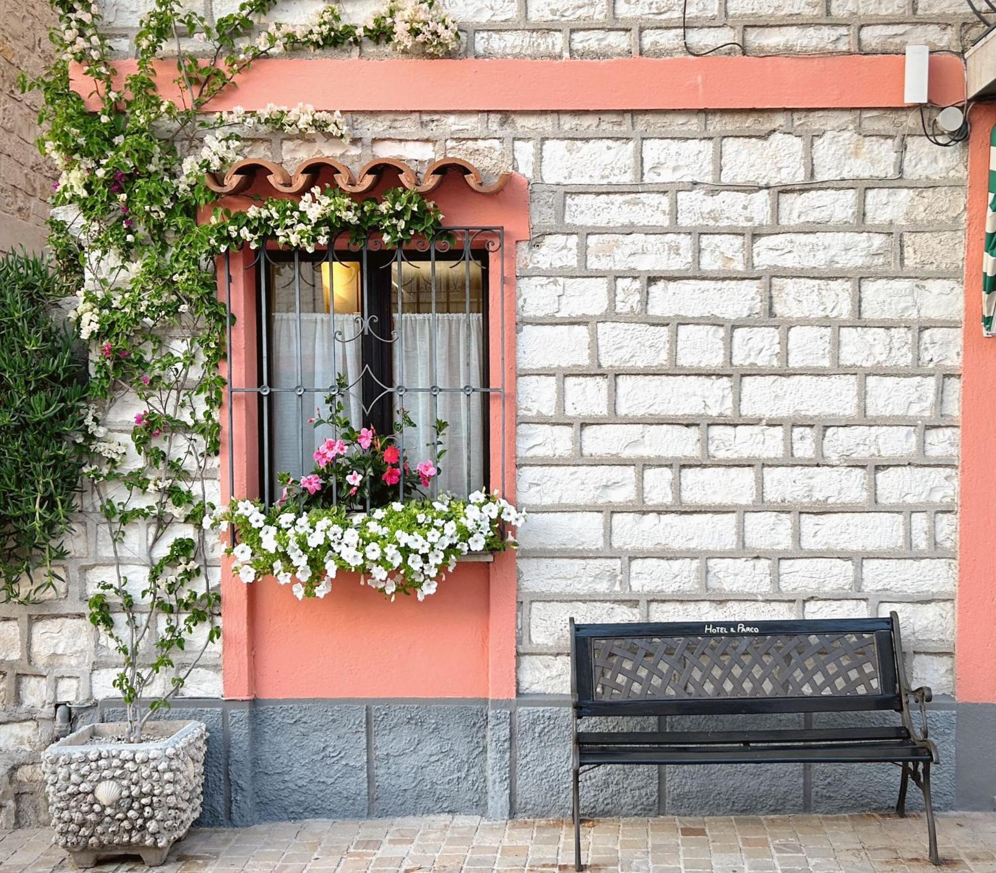 Hotel "Il Parco" B&B Сироло Экстерьер фото